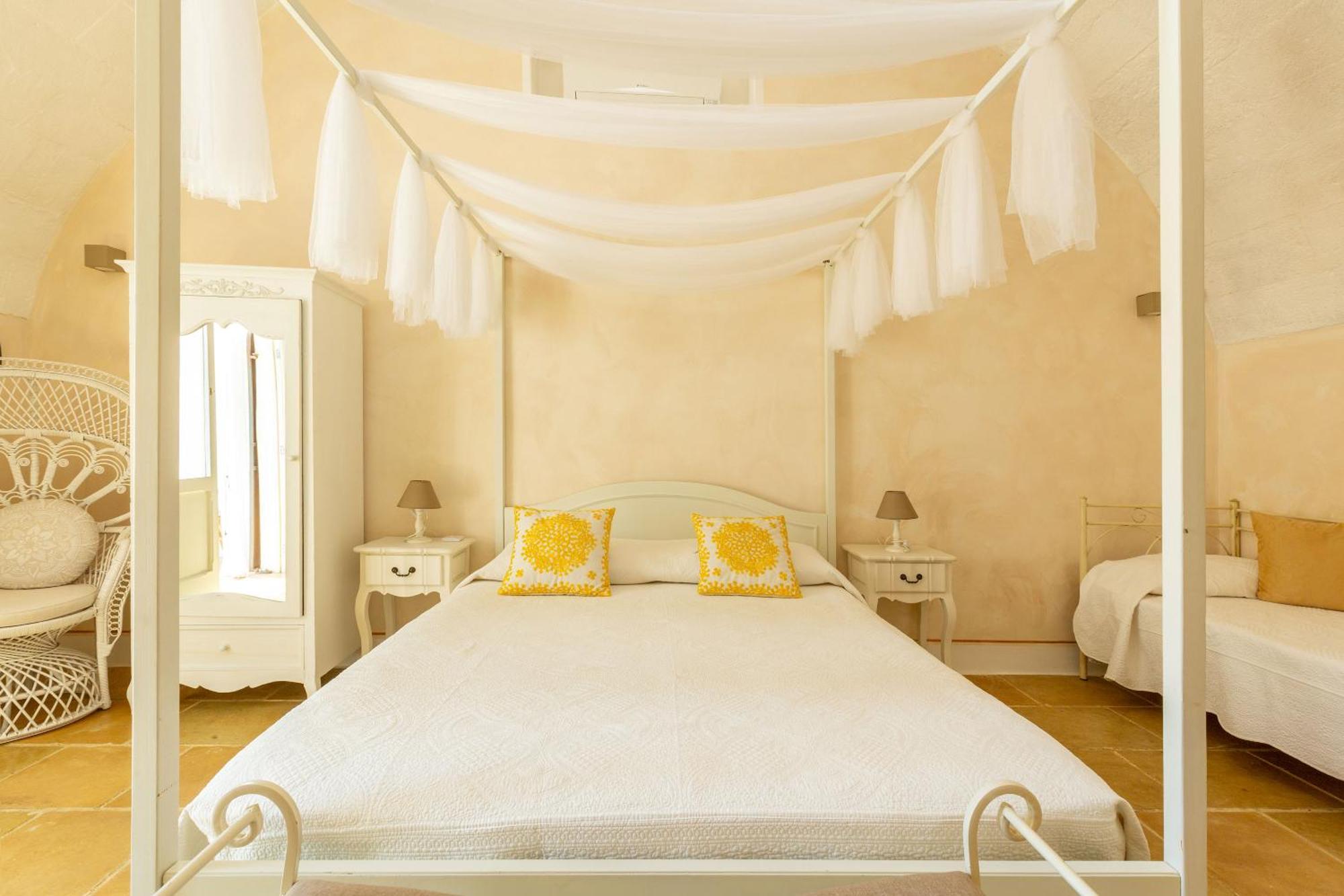 Masseria Li Capperi By Perle Di Puglia Alezio Exterior foto